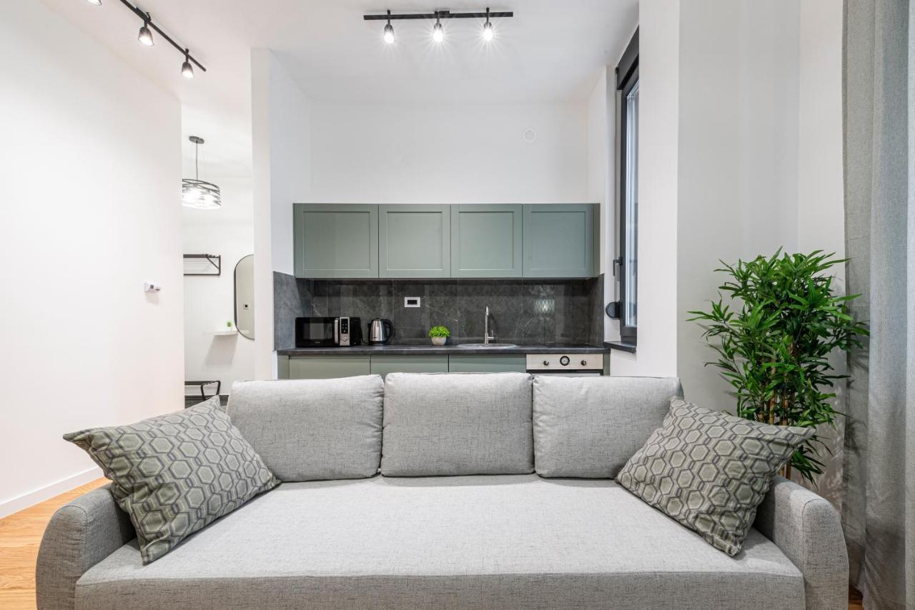 Vertigo One Bedroom Apartment-Free Private Parking Novi Sad Eksteriør billede
