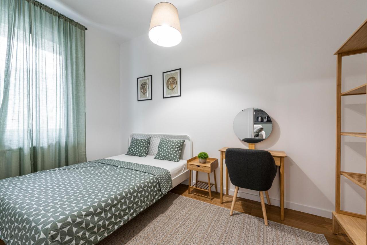 Vertigo One Bedroom Apartment-Free Private Parking Novi Sad Eksteriør billede