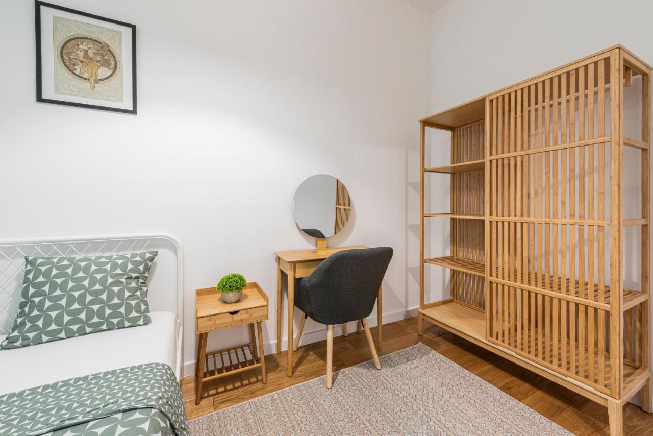 Vertigo One Bedroom Apartment-Free Private Parking Novi Sad Eksteriør billede